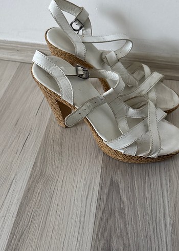 38 Beden Beyaz Platform Topuklu Kadın Sandalet