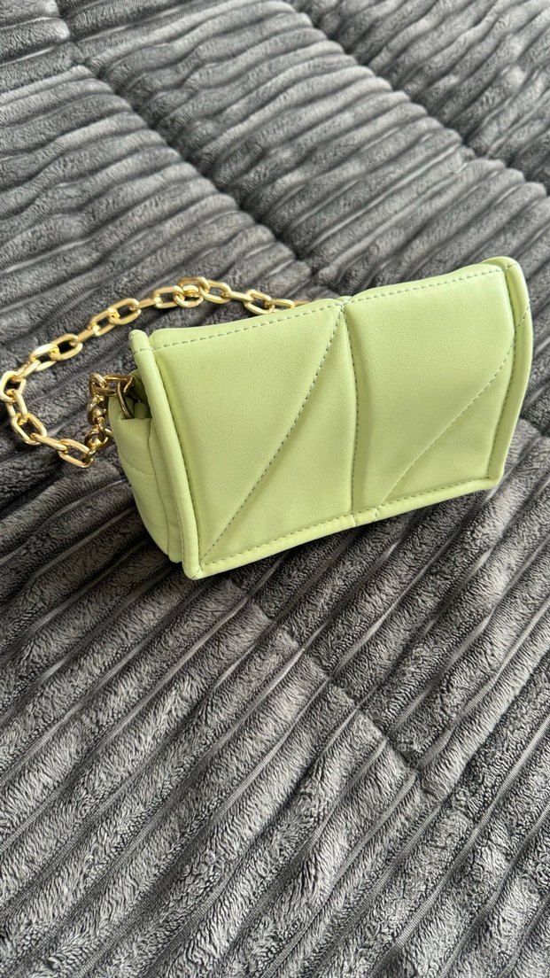 Zincir Detaylı Pastel Yeşil Kadın Çanta - Görsel 2