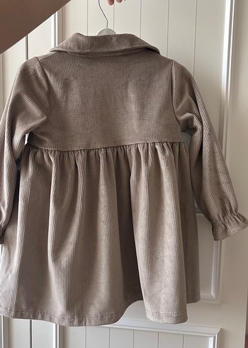 Bej Keten Düğmeli Uzun Kollu Kız Elbisesi - Görsel 3