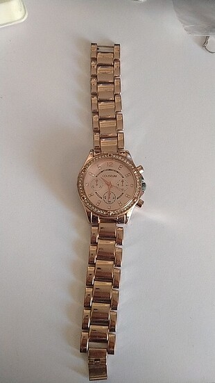 Rose gold saat