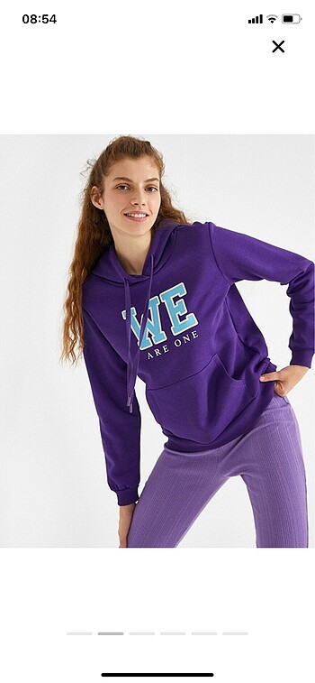 Sweatshirt