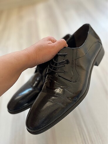 Damat ayakkabısı