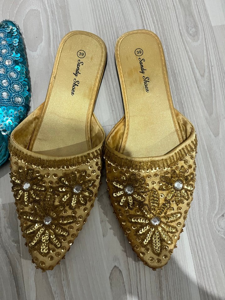 Boncuk İşlemeli Parlak Çok Renkli Kadın Terlik - Görsel 2