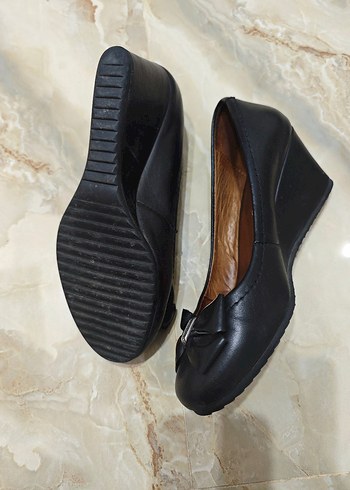 Klasik Siyah Dolgu Topuklu Kadın Babet - Görsel 5