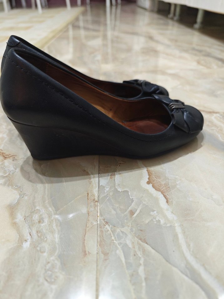 Klasik Siyah Dolgu Topuklu Kadın Babet - Görsel 4