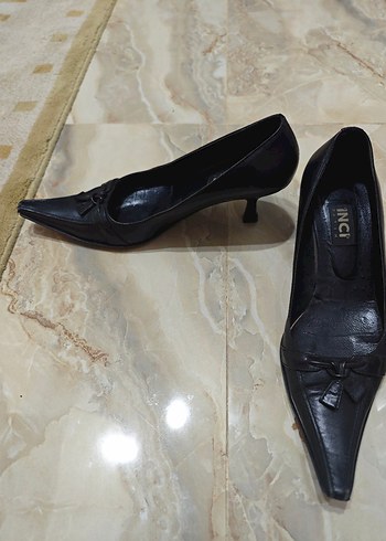 37 Beden Siyah Deri Tokalı Stiletto Kadın Ayakkabı
