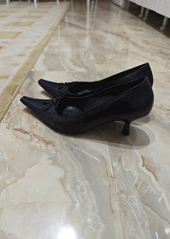 Siyah Deri Tokalı Stiletto Kadın Ayakkabı - Görsel 6