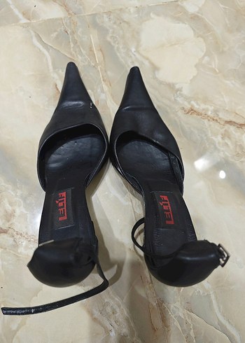 Siyah Deri Tokalı Stiletto Kadın Ayakkabı - Görsel 6