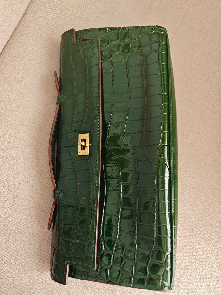 Koyu Yeşil Deri Tokalı Kadın Çanta - Görsel 3