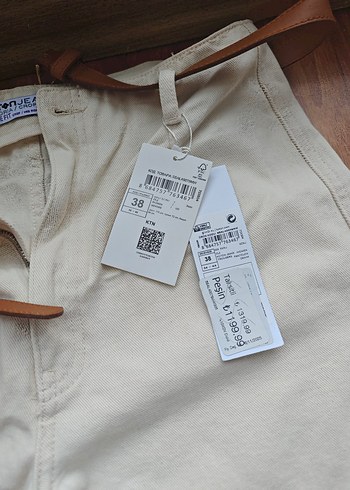 Bej Kemerli Bol Kesim Midi Kadın Pantolon - Görsel 3