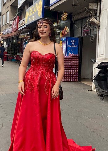 Alfabeta Kına elbisesi , kırmızı abiye
