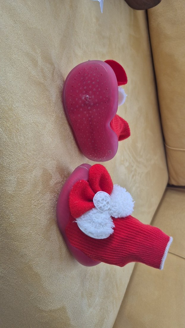 Kız Çocuk Kırmızı Örgü Sıcak Ev Terliği - Görsel 3