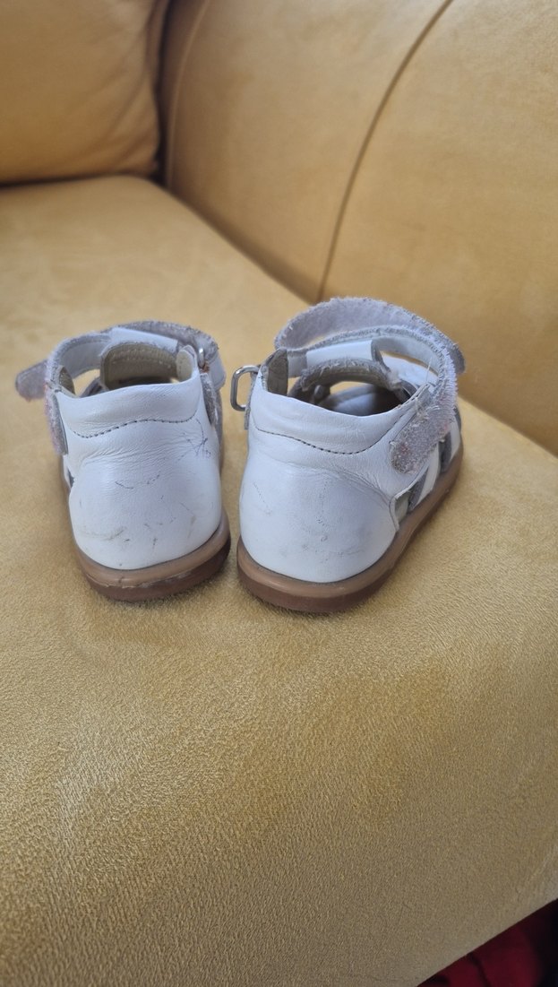 Kız Çocuk Beyaz cırtcırtlı Sandalet - Görsel 5