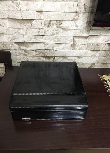 Diğer Siyah Çok Amaçlı Takı Kutusu 