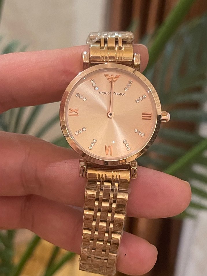 Zincir Detaylı Altın Kadın Kol Saati - Görsel 2