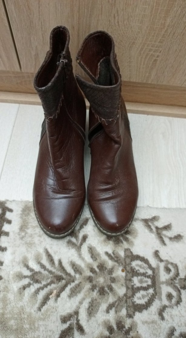 Kahverengi Yılan Desenli Bot - Görsel 5