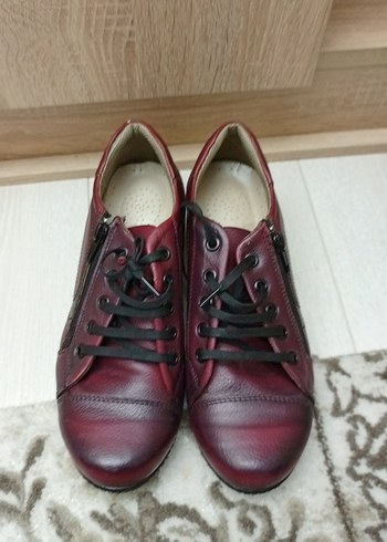 Bordo Deri Kadın Günlük Dolgu Topuk Ayakkabı - Görsel 2