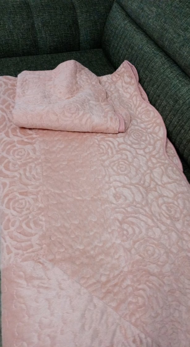 Pembe çift kişilik yatak örtüsü - Görsel 2