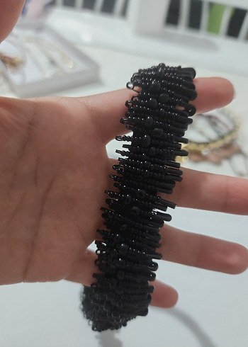 Siyah Yılan Desenli Elastik Gotik Kadın El Zinciri - Görsel 3