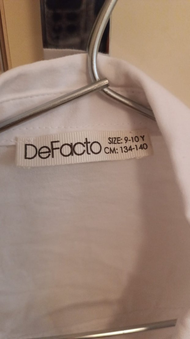 Beyaz Keten Düğmeli Uzun Kollu Gömlek - Görsel 2