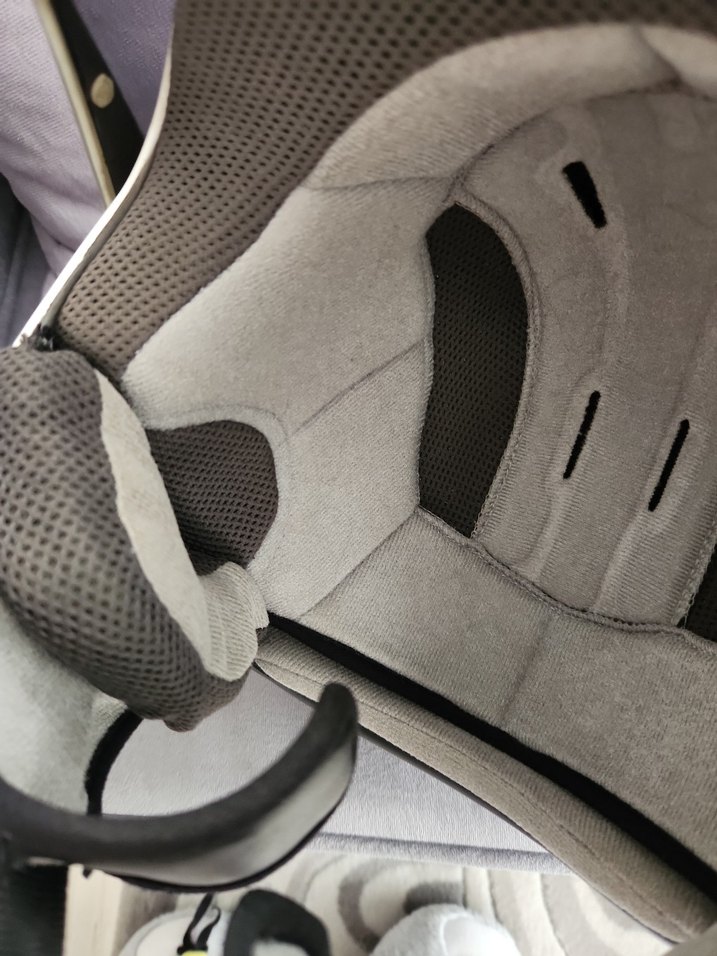 Parlak Pembe Minimalist Motosiklet Kaskı - Görsel 2