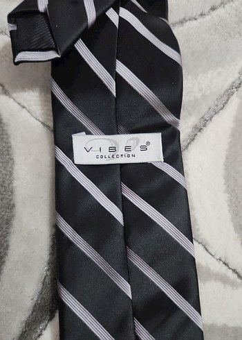 Gri Çizgili Erkek Kravat - Görsel 4