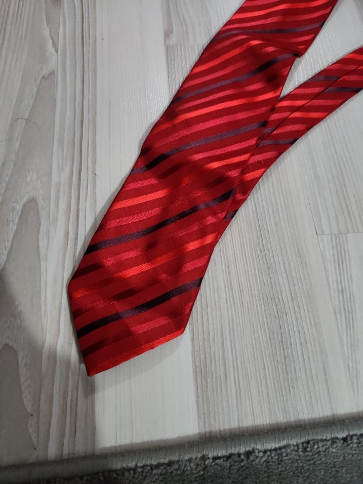 Koyu Kırmızı Çizgili Erkek Kravat - Görsel 5