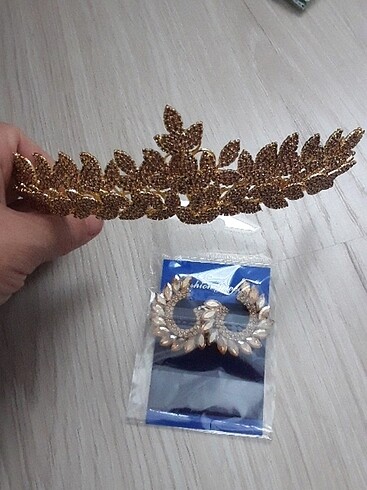 Gelin tacı 
