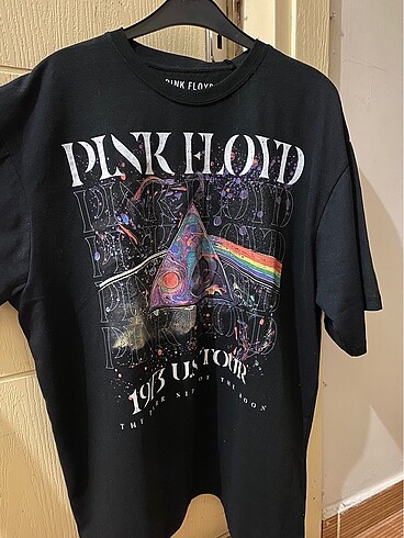 Pull and Bear Pull & Bear Pink Floyd baskılı tshirt