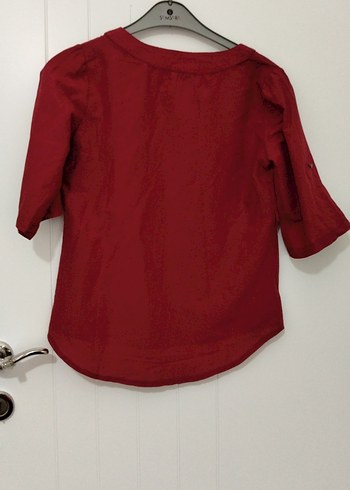 Bordo V Yaka Düğmeli Kısa Kollu Bluz - Görsel 3