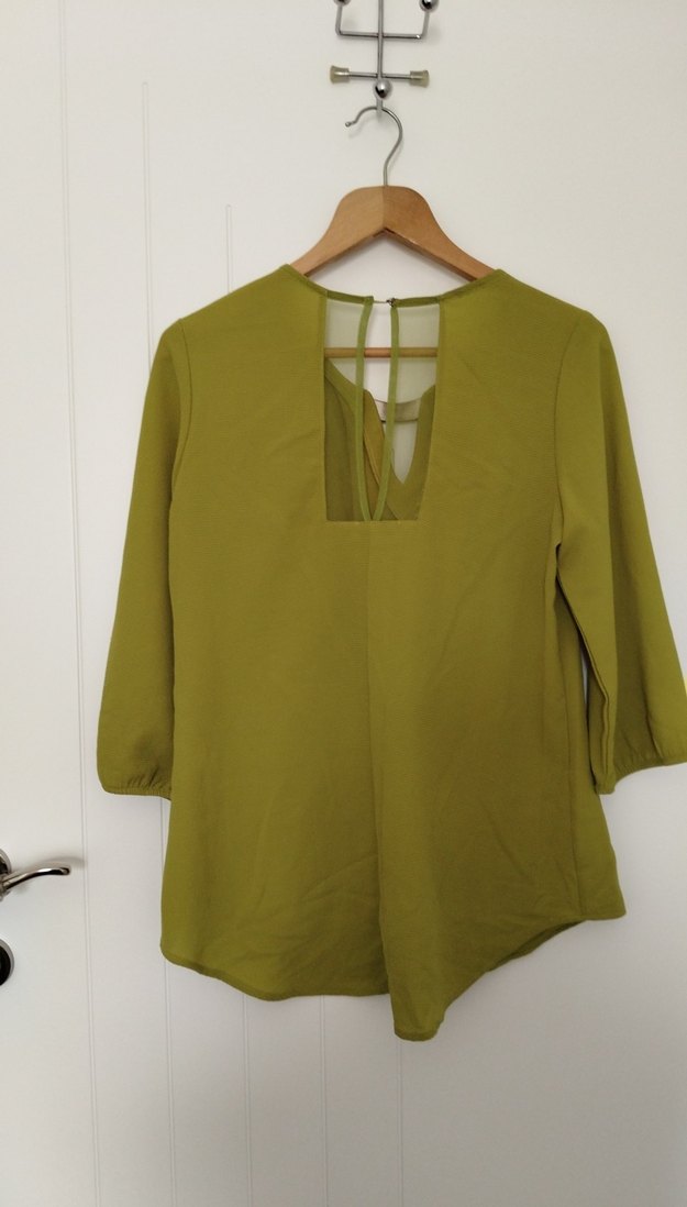 Kadın Bel Detaylı V Yaka Haki Bluz - Görsel 2