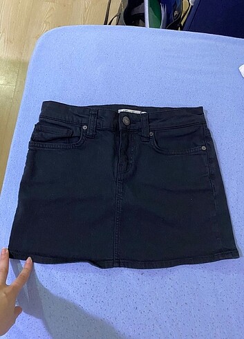xs Beden Mavi jeans siyah mini etek