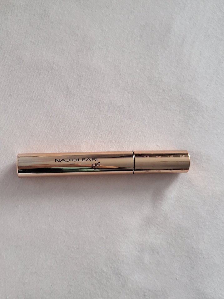 Siyah ultra hacim veren maskara - Görsel 2