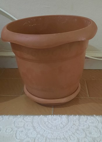 11 TANE ÇEŞİTLİ BOYLARDA SAKSILAR - Görsel 11