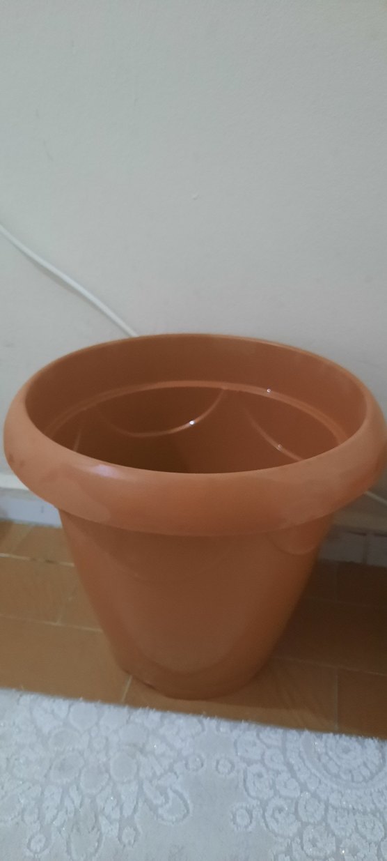 11 TANE ÇEŞİTLİ BOYLARDA SAKSILAR - Görsel 4