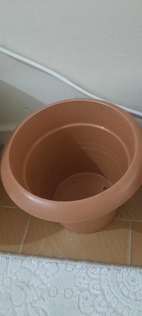 11 TANE ÇEŞİTLİ BOYLARDA SAKSILAR - Görsel 5