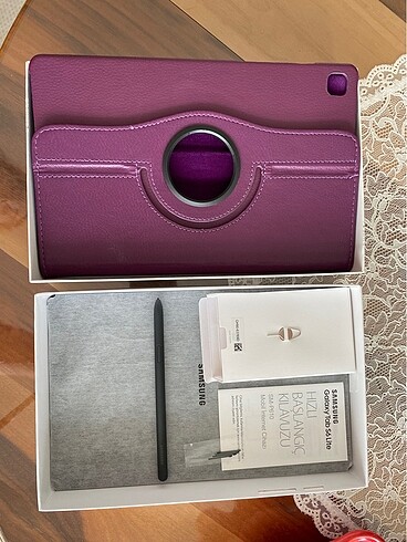 SAMSUNG TABLET