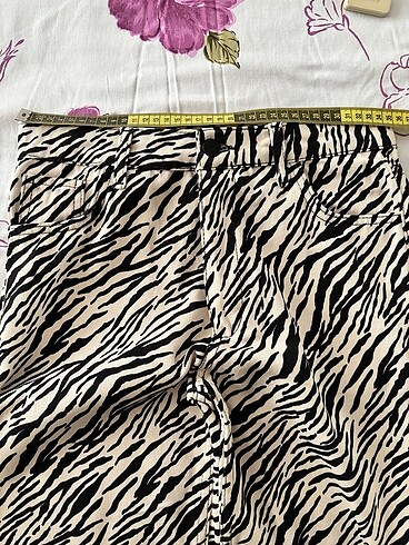 s Beden siyah Renk Zebra desem mom jean