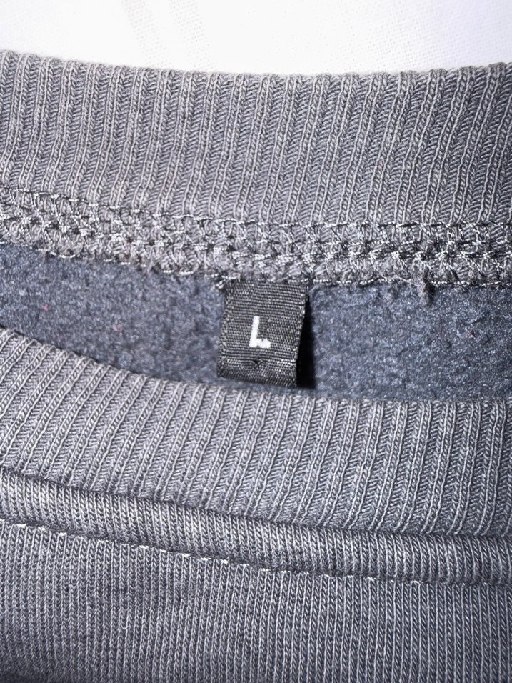 Gri baskılı sweatshirt - Görsel 3