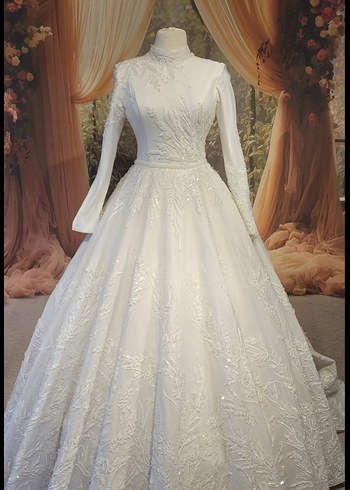 Boncuk İşlemeli Beyaz Uzun Kollu Nişan Elbisesi - Görsel 8