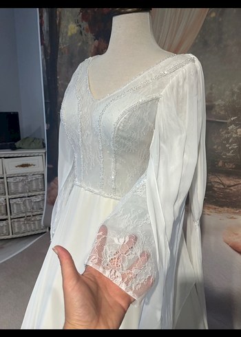 V Yaka Uzun Kollu A Kesim Beyaz Gelinlik - Görsel 3