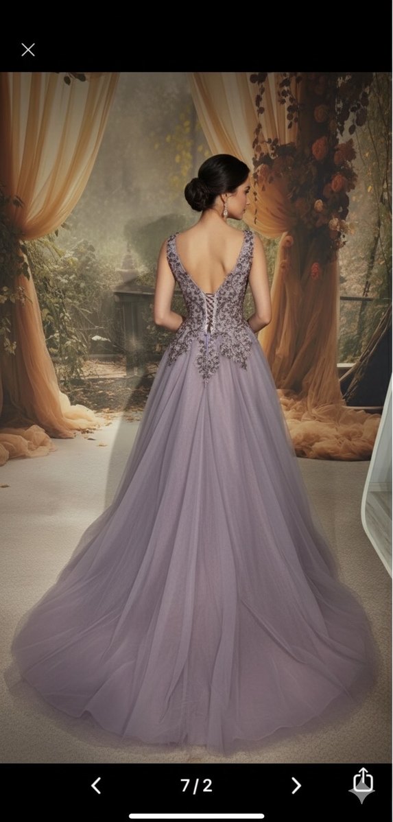 Dantel İşlemeli Gri V Yakalı Uzun Abiye - Görsel 3