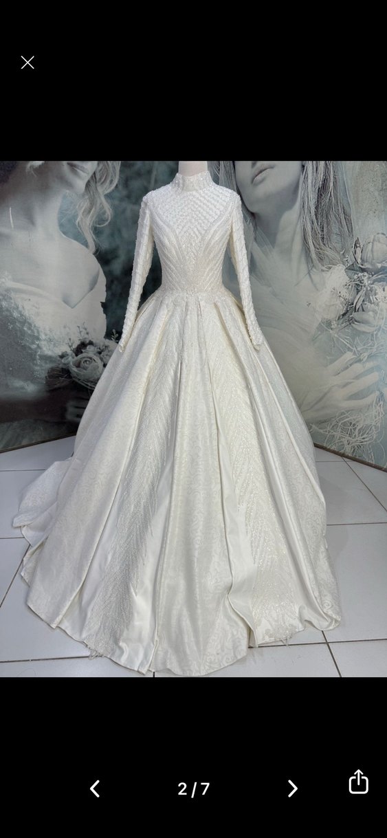 Yüksek Yakalı Uzun Kollu Prenses Gelinlik - Görsel 5