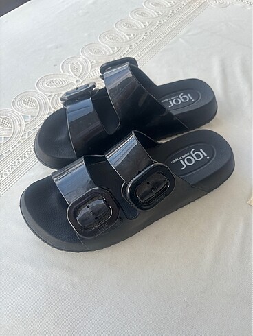 Igor 37 numara siyah İgor terlik