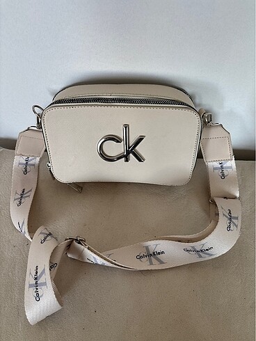 CK Krem Çanta