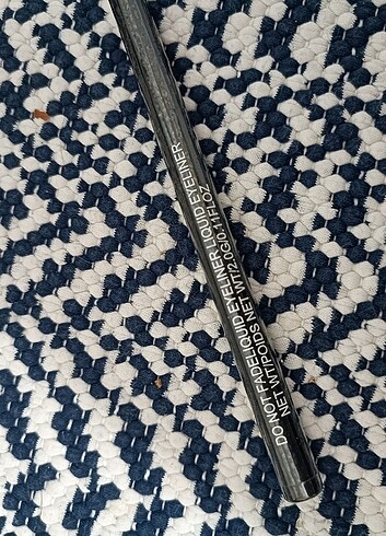 Beden Huda beauty kalem eyeliner