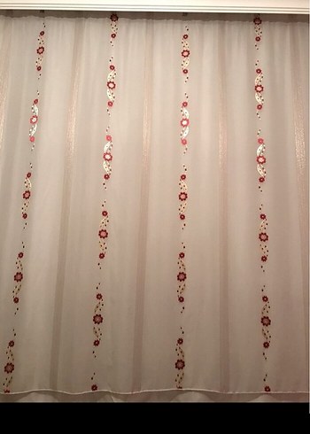 İşlemeli Kırmızı Çiçekli  2 Tül Perde yepyeni - Görsel 2