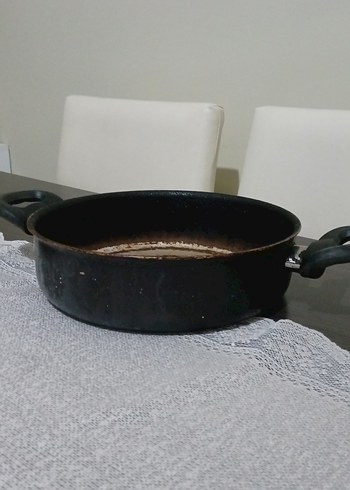 Parlak Siyah İki Saplı Tencere