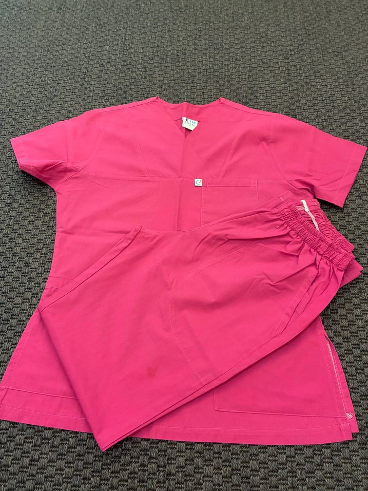 Pembe Scrub Forma — görsel 2/4