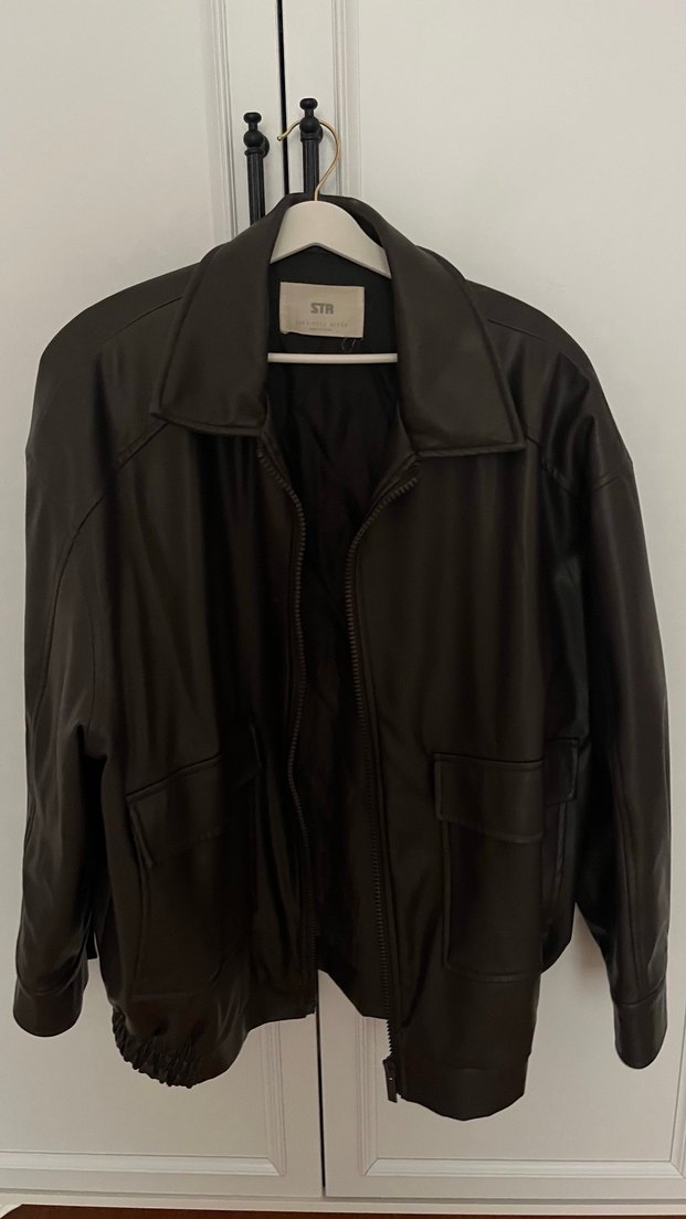 Stradivarius Deri Kadın Ceket - Görsel 4